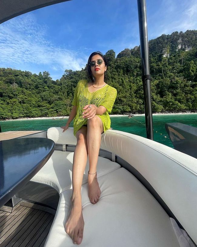 Vivacious Looks Of Sreemukhi In Colorful Dress